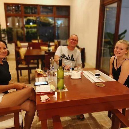 Alona Vikings Lodge 1 Panglao Bagian luar foto